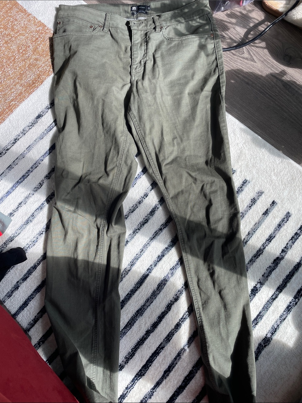 H&M Men's Slim Chinos in Olive